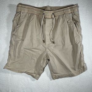 Men’s medium khaki shorts American Eagle